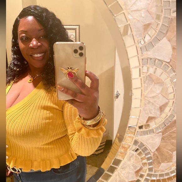 Haute Monde mustard Cardigan Sweater 🌻 - Picture 4 of 4